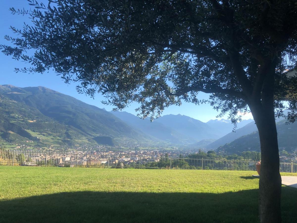 Villa Mara - Aosta - 200 Mq - Wifi - Jacuzzi - Parcheggio - Giardino Eksteriør bilde