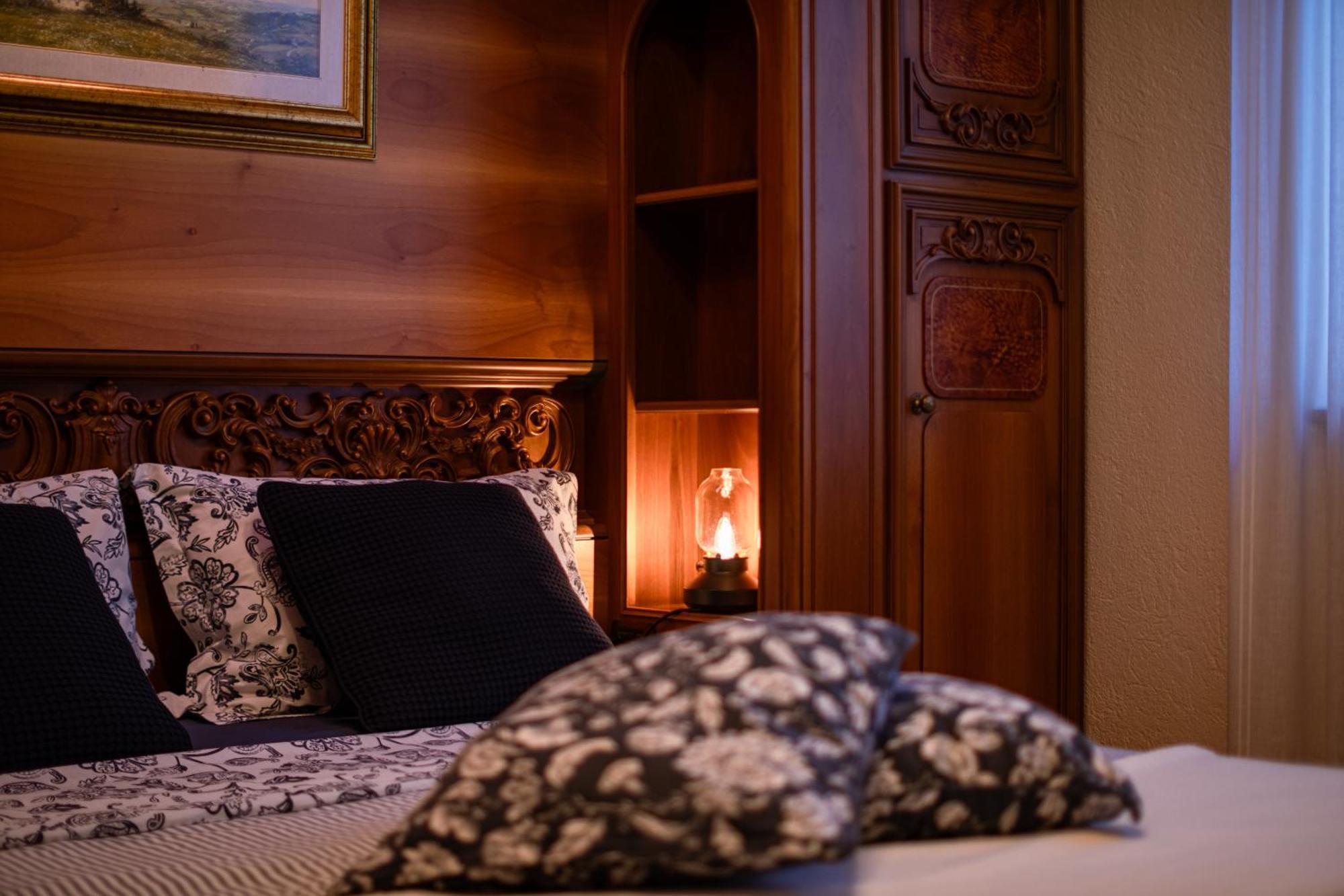 Villa Mara - Aosta - 200 Mq - Wifi - Jacuzzi - Parcheggio - Giardino Eksteriør bilde