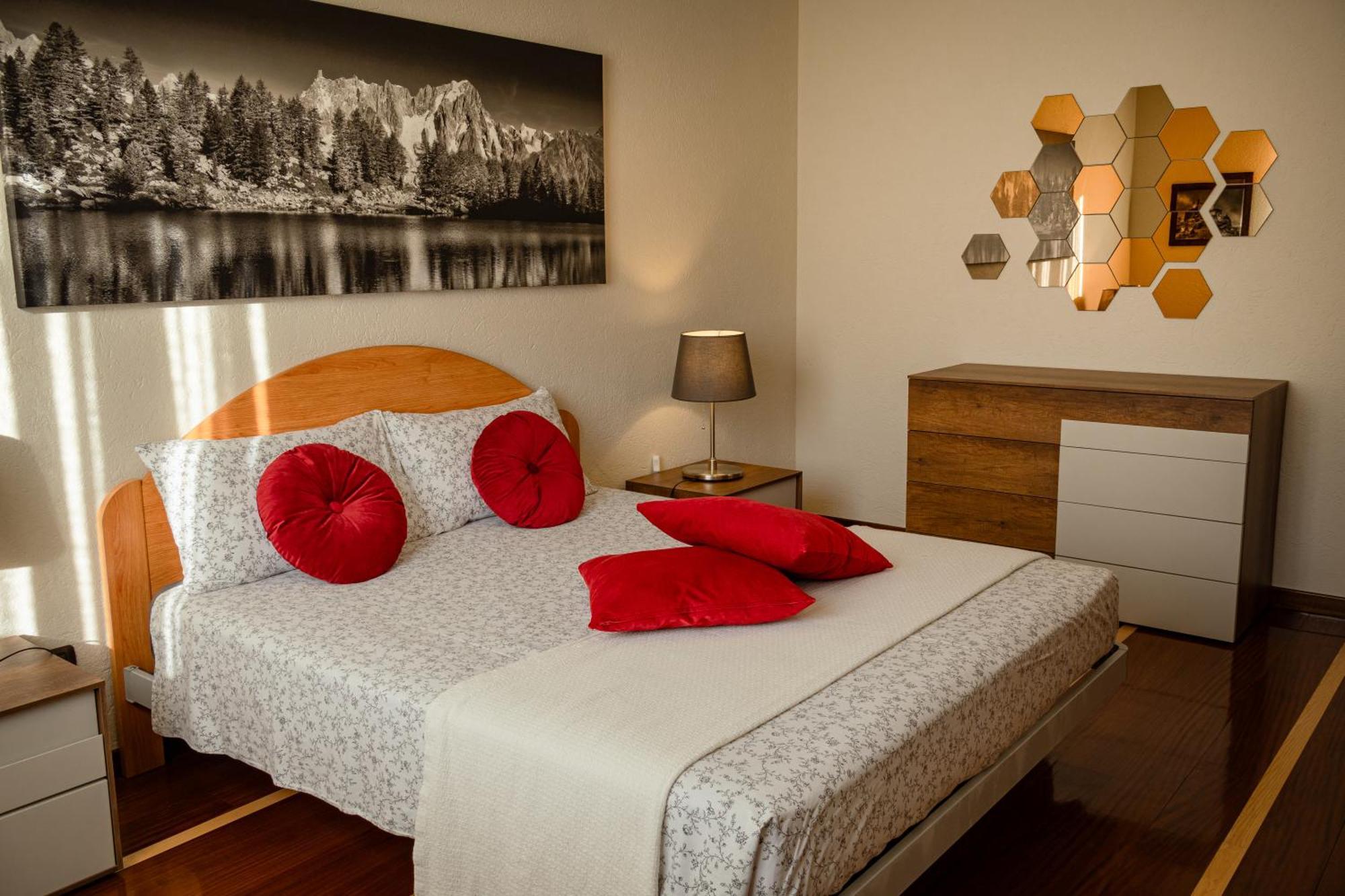 Villa Mara - Aosta - 200 Mq - Wifi - Jacuzzi - Parcheggio - Giardino Eksteriør bilde